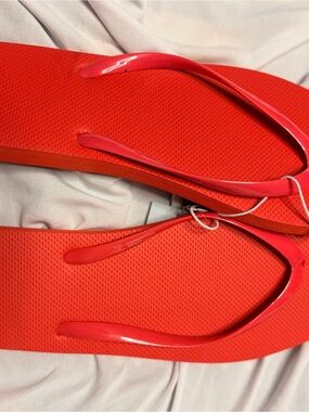 Women’s Bright coral Flip-Flop Sandals